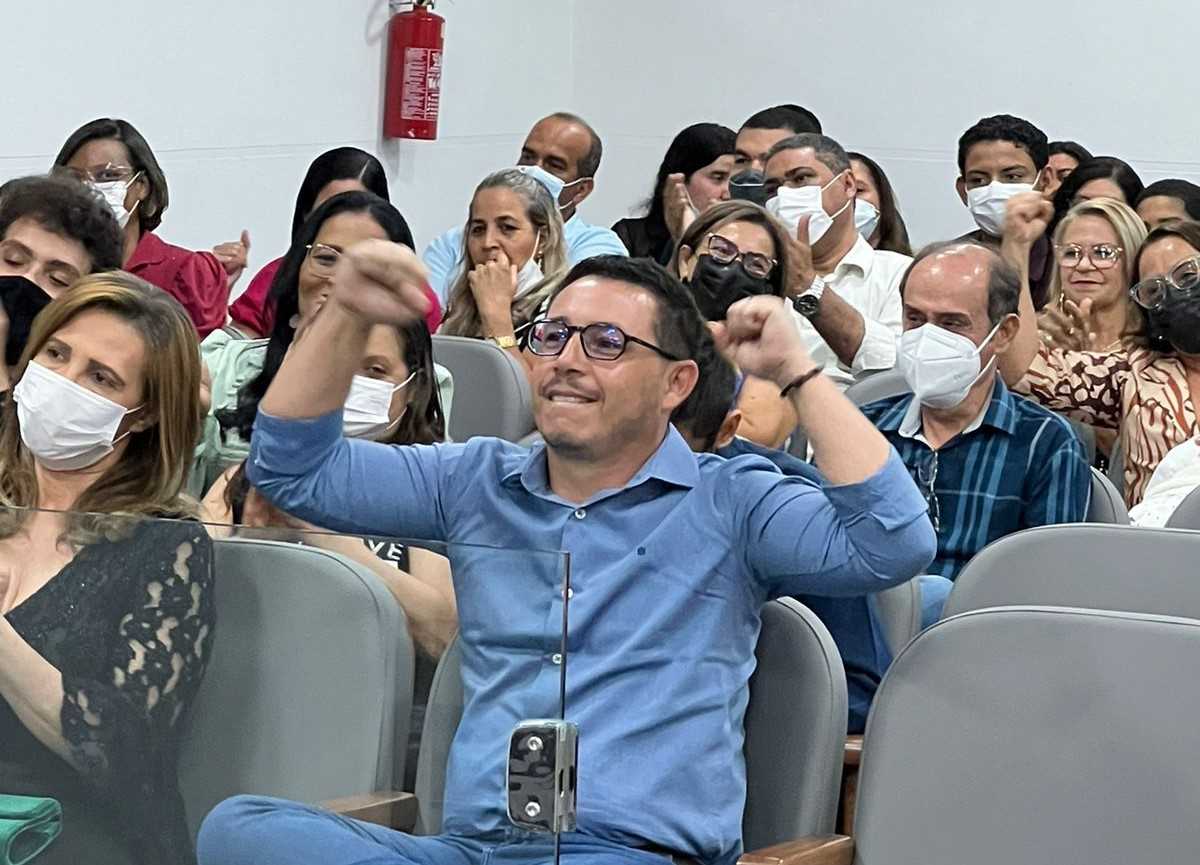 Camacã: Prefeitura realiza cerimônia do prêmio Professora Ilce Tourinho
Tudo começou com a ideia inovadora e pioneira da prefeitura de Camacã atrav